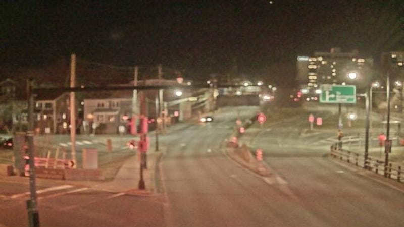 Mac Donald Bridge - Dartmouth bound