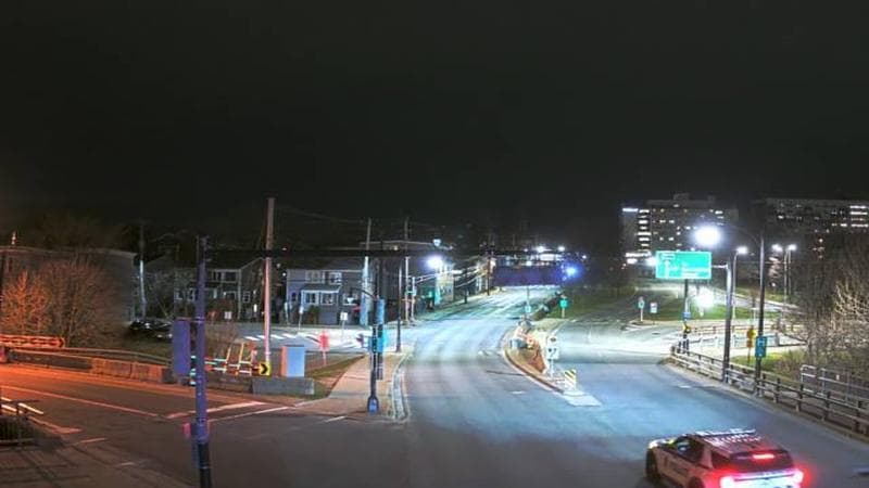 Mac Donald Bridge - Dartmouth bound