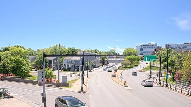 Mac Donald Bridge - Dartmouth bound
