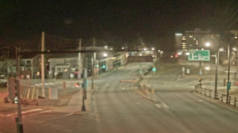 Mac Donald Bridge - Dartmouth bound