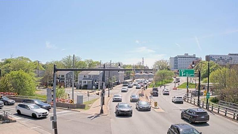 Mac Donald Bridge - Dartmouth bound