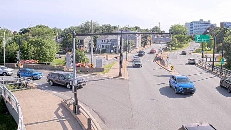 Mac Donald Bridge - Dartmouth bound