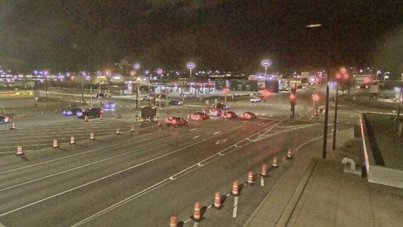 Macdonald Bridge - Halifax bound