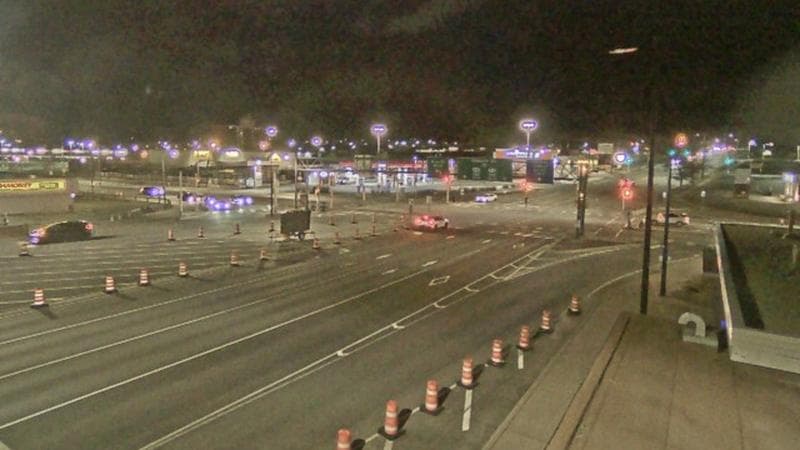 Macdonald Bridge - Halifax bound