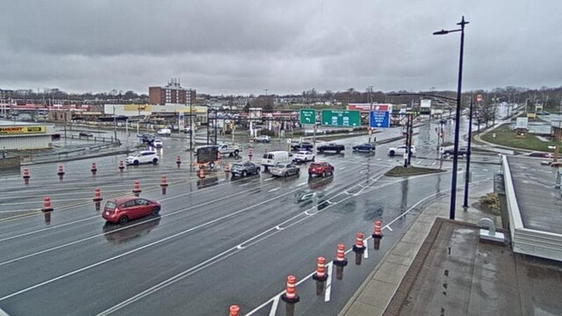 Macdonald Bridge - Halifax bound