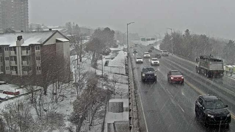 MacKay Bridge - Dartmouth bound