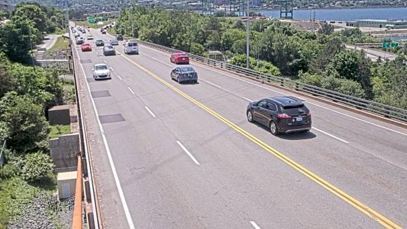 MacKay Bridge - Dartmouth bound