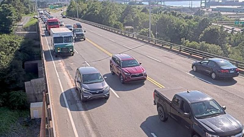 MacKay Bridge - Dartmouth bound